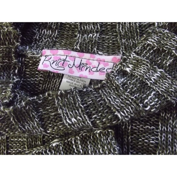 Knit Minded Small Green & White Marled Long Sleeve Cold Shoulder Sweater - Picture 6 of 7